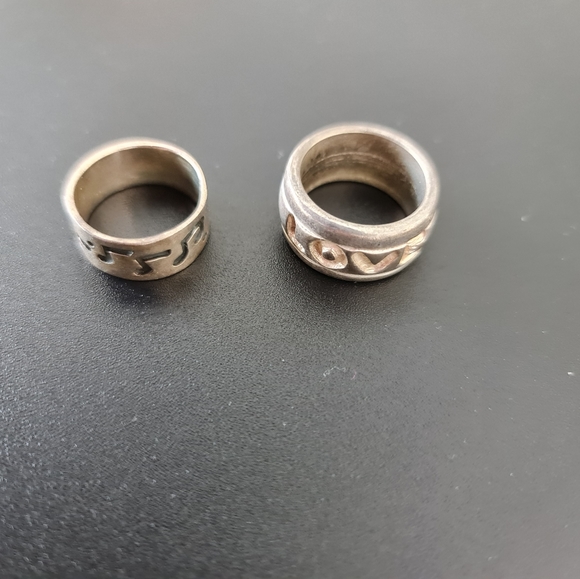 Jewelry - Silver LOVE Ring & Ring with Musical Notes